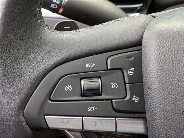 Used 2025 Cadillac XT6 Premium Luxury FWD image 15