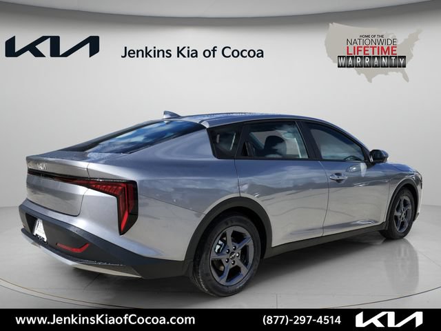 New 2026 Kia K4 FWD image 4