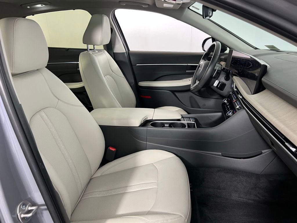 Used 2024 Hyundai Sonata Limited image 37