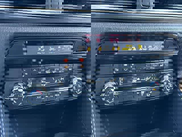 Used 2023 MAZDA CX-9 Touring image 15