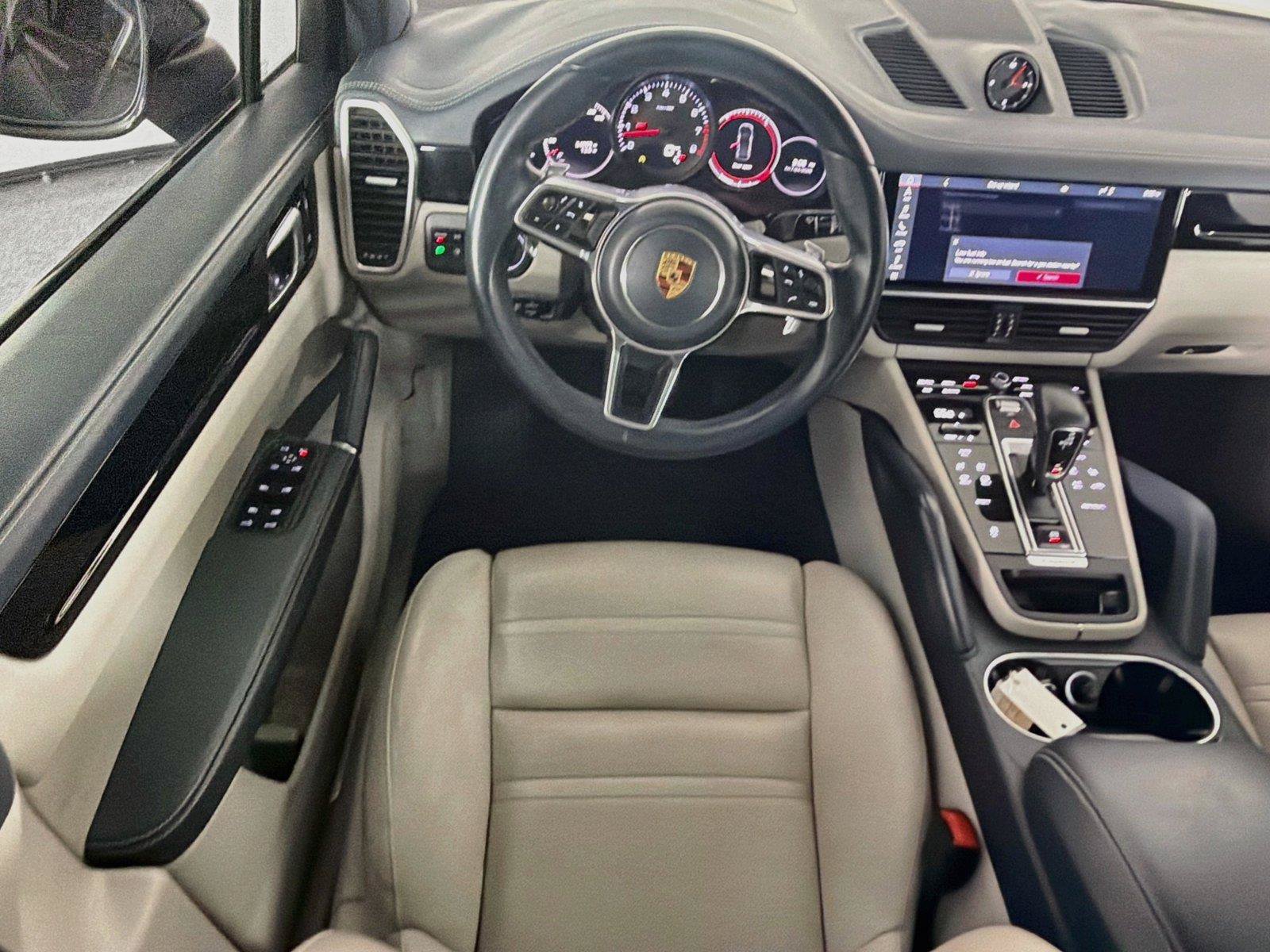 Certified 2020 Porsche Cayenne AWD/4WD image 18