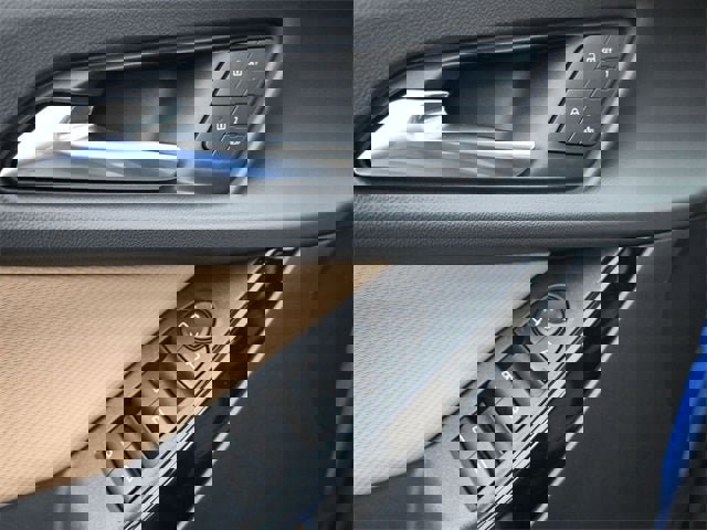 New 2026 Chevrolet Equinox ACTIV w/ Convenience Package III image 20