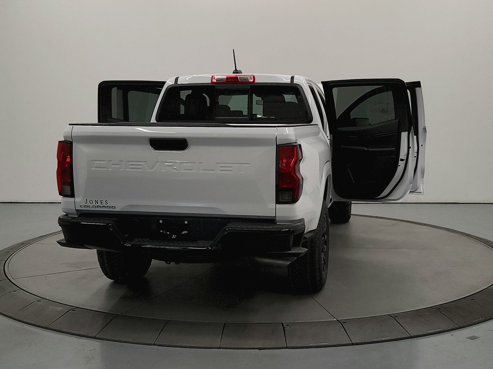 New 2026 Chevrolet Colorado W/T w/ WT Custom Package RWD image 15