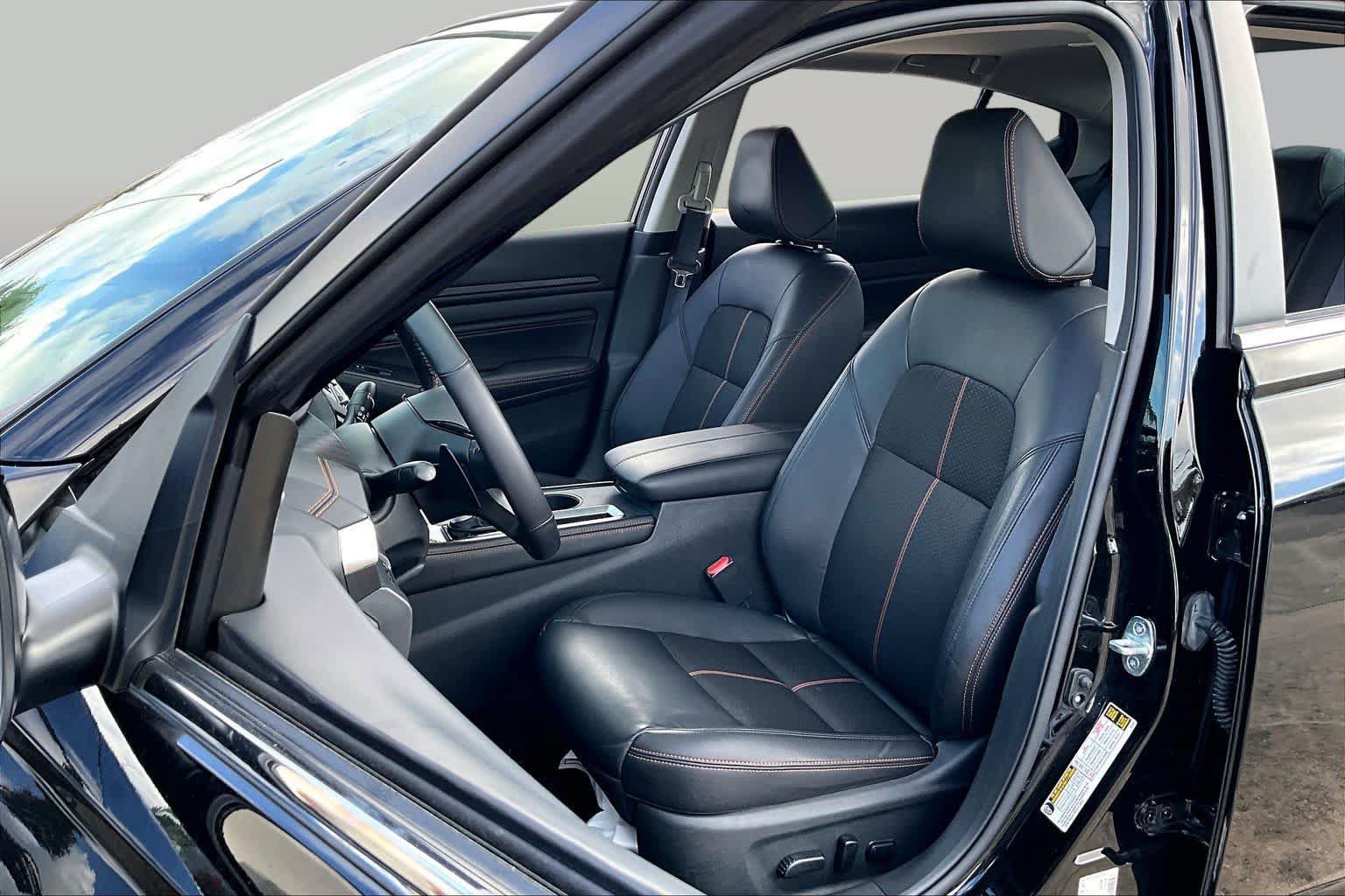 Certified 2021 Nissan Altima 2.5 SR w/ SR Premium Package FWD image 8