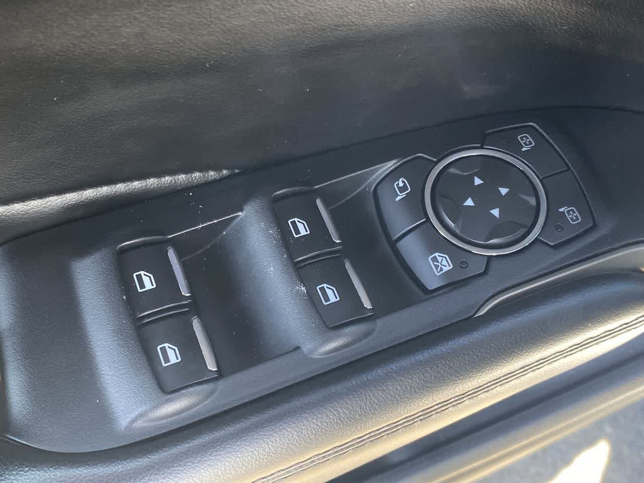 Used 2019 Lincoln MKC Select w/ Select Plus Package AWD/4WD image 13