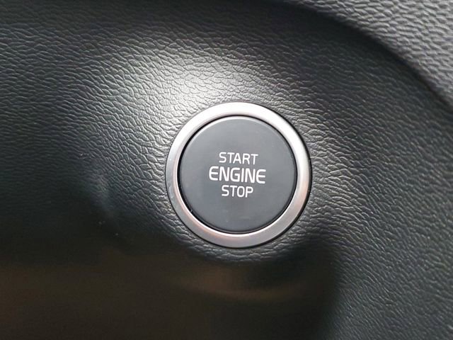 New 2026 Volvo XC40 B5 Plus w/ Protection Package Premier image 15