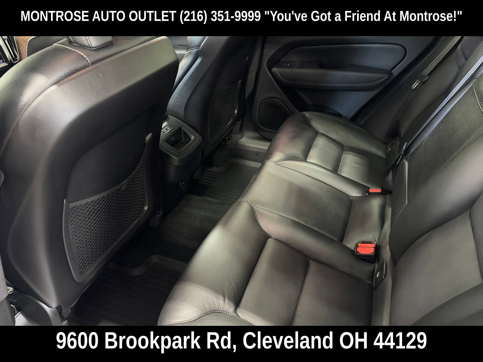 Used 2021 Volvo XC60 T5 Momentum w/ Protection Package AWD/4WD image 38