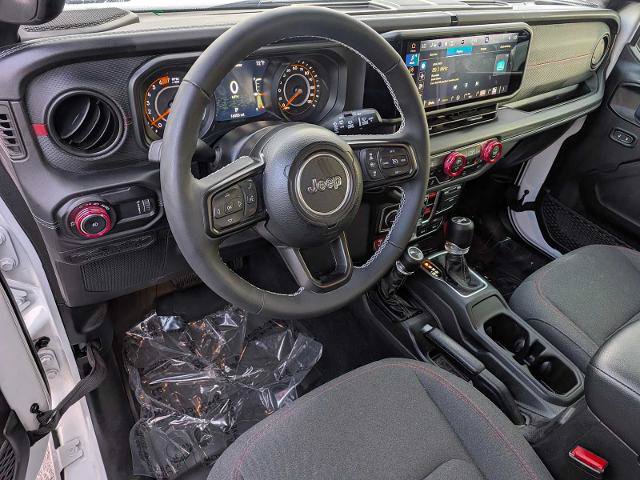 Used 2025 Jeep Wrangler Unlimited Rubicon w/ Convenience Group AWD/4WD video 2