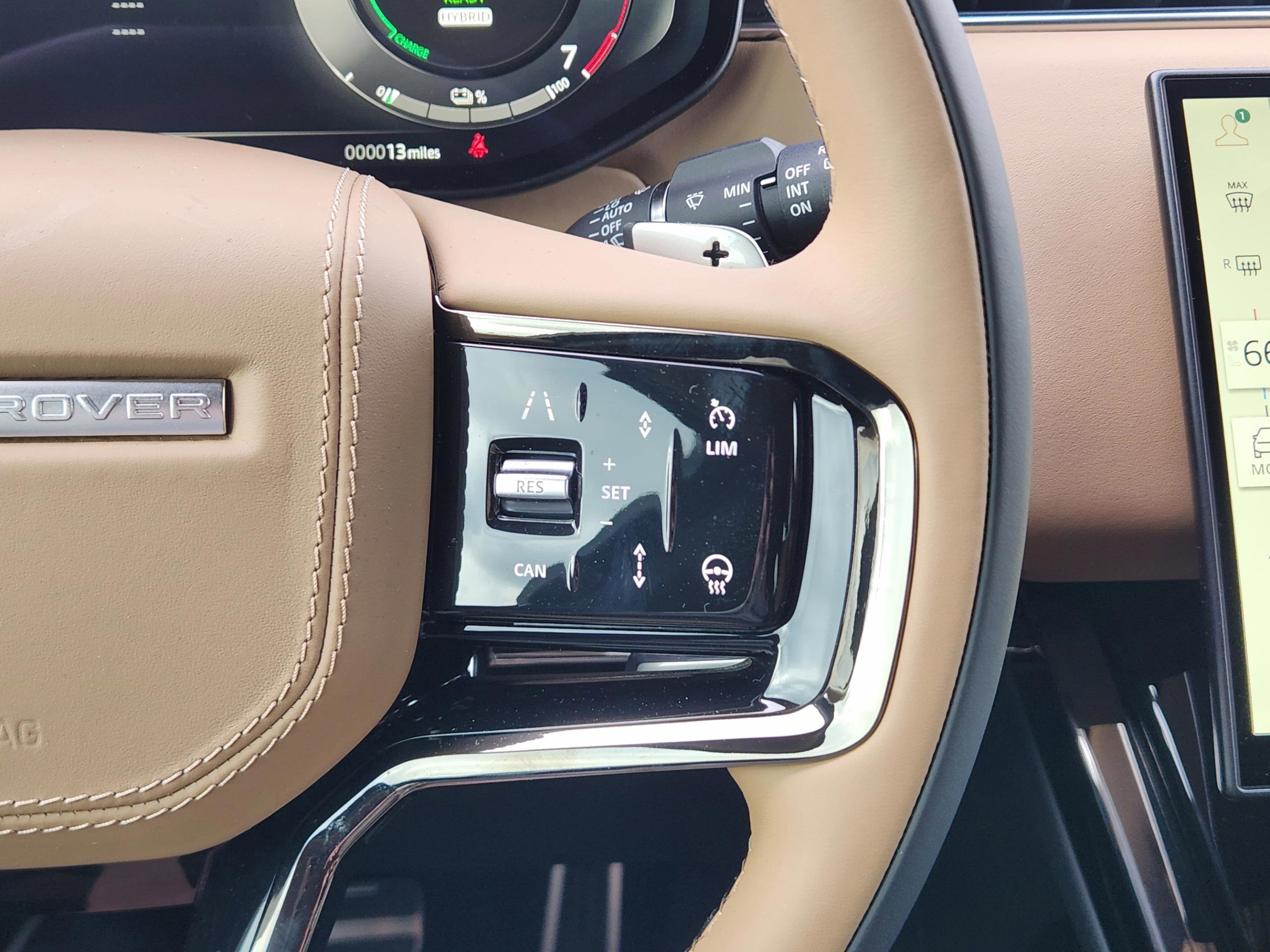 New 2026 Land Rover Range Rover Sport Dynamic SE image 25