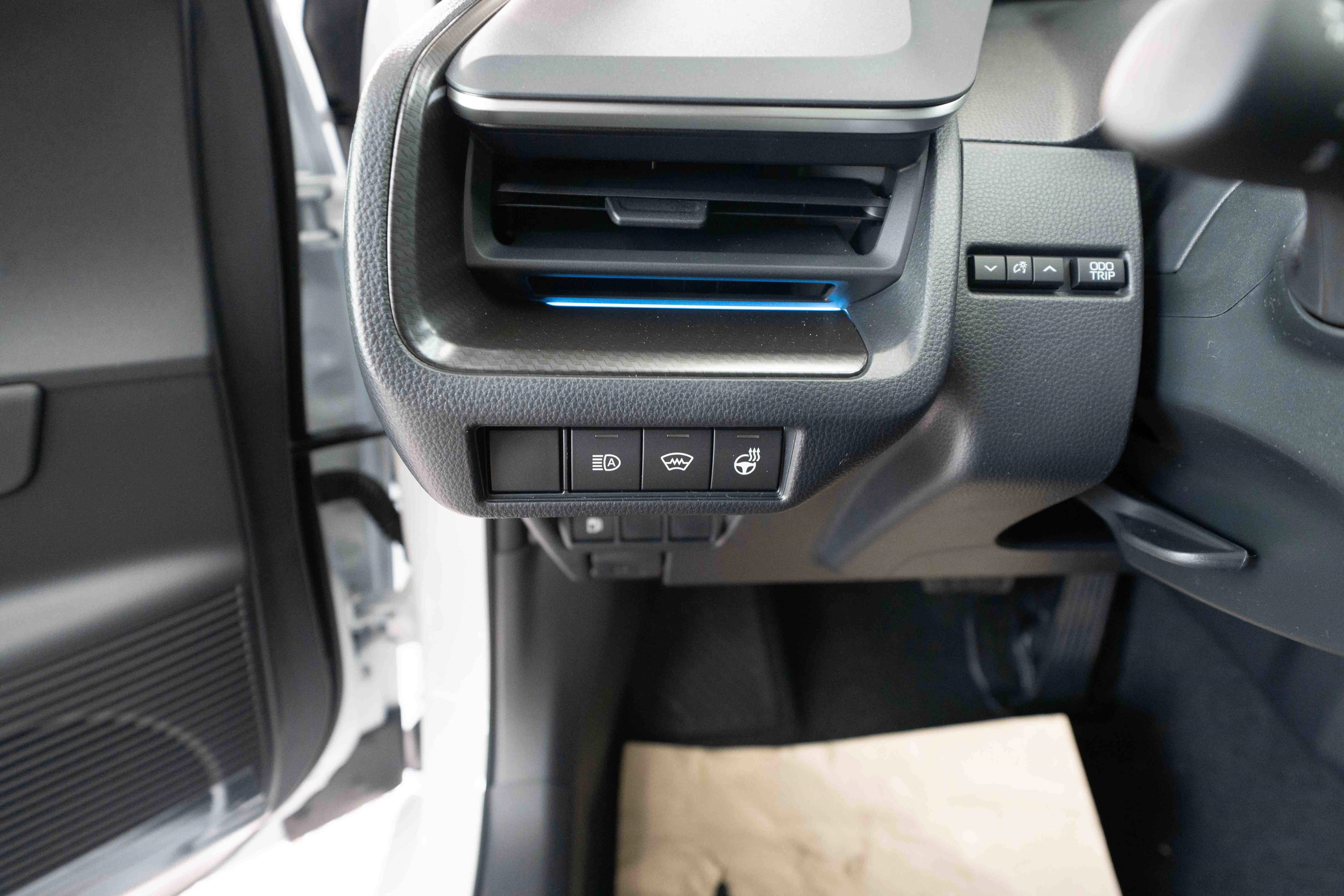 New 2026 Toyota Prius AWD image 11