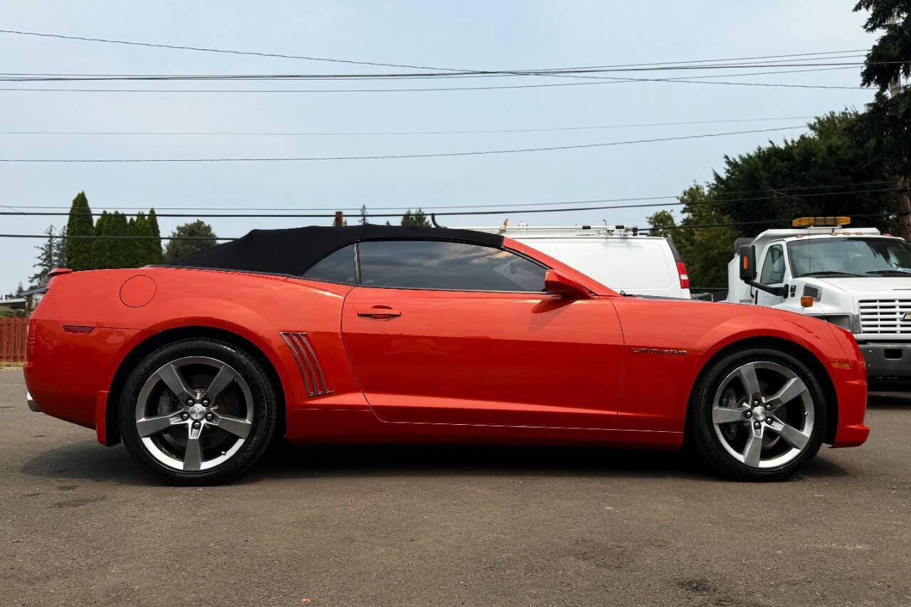 Used 2011 Chevrolet Camaro SS w/ RS Package RWD image 9