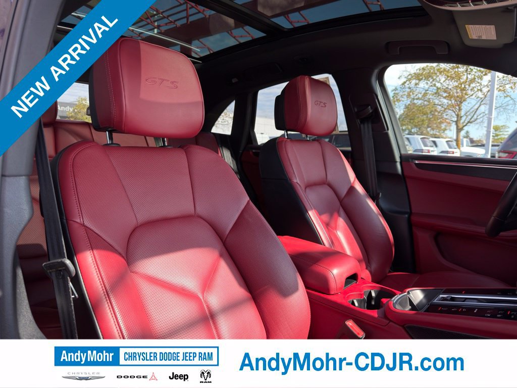 Used 2022 Porsche Macan GTS AWD/4WD image 57