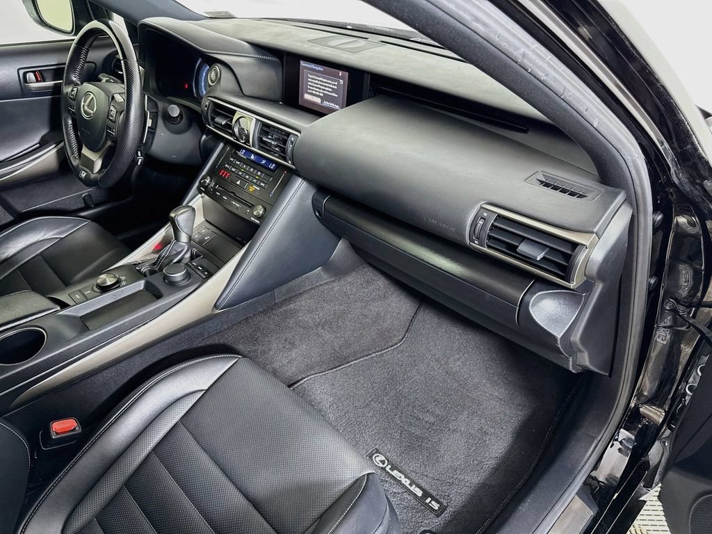 Used 2020 Lexus IS 300 F Sport w/ F Sport Package RWD image 31