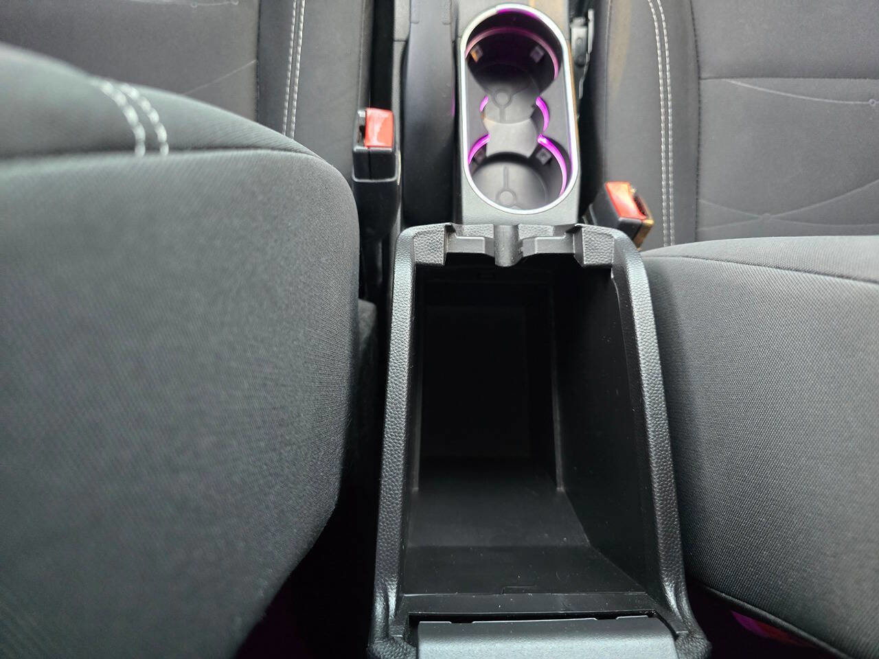 Used 2016 Ford Fiesta SE image 38