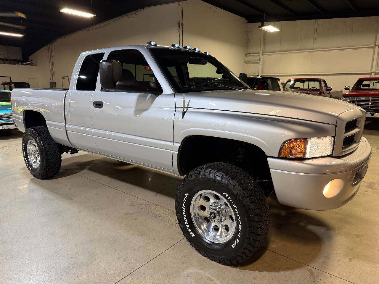 Used 2002 Dodge Ram 2500 Truck 4x4 Quad Cab image 1