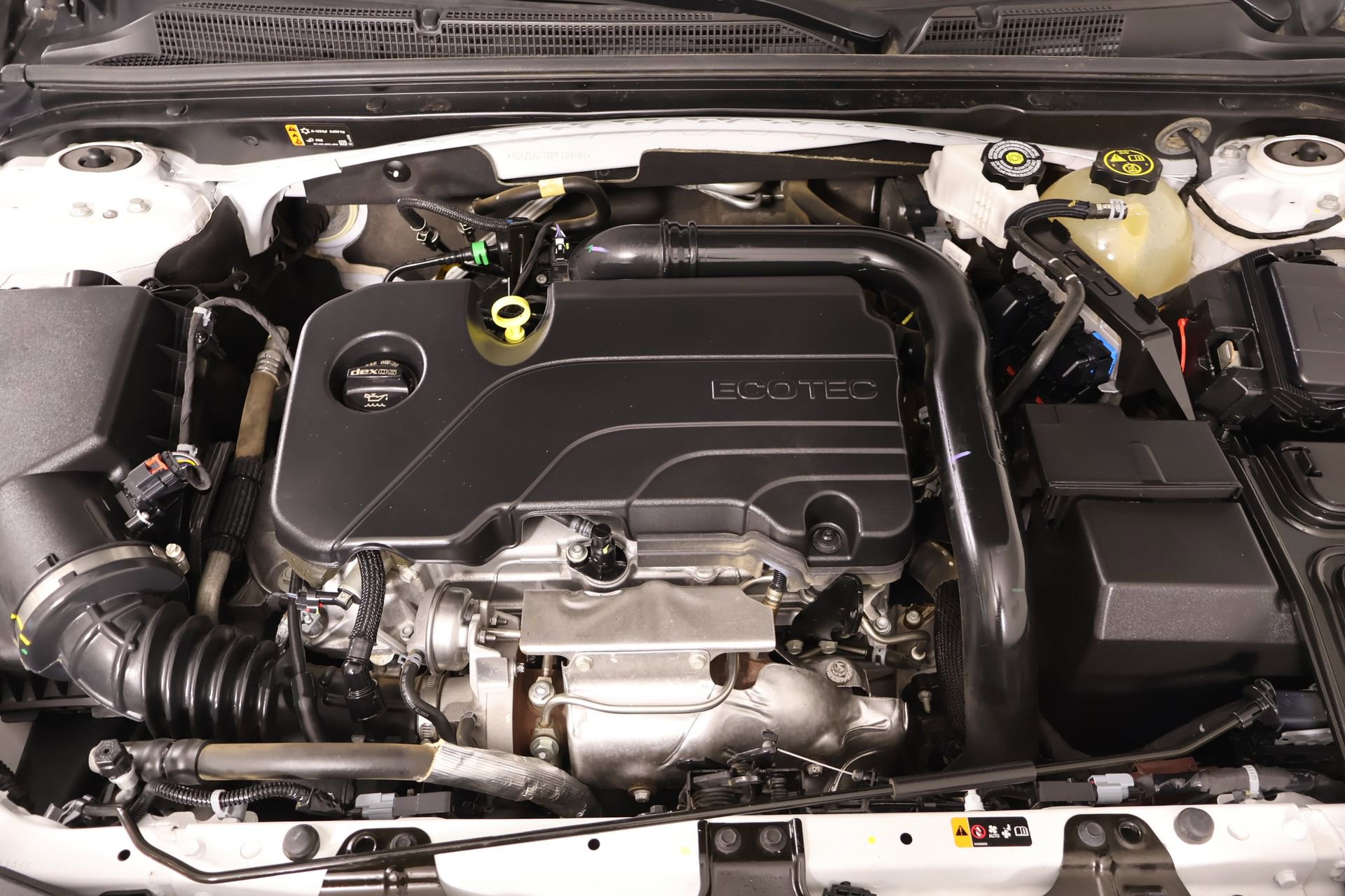 Used 2023 Chevrolet Malibu LS FWD image 18