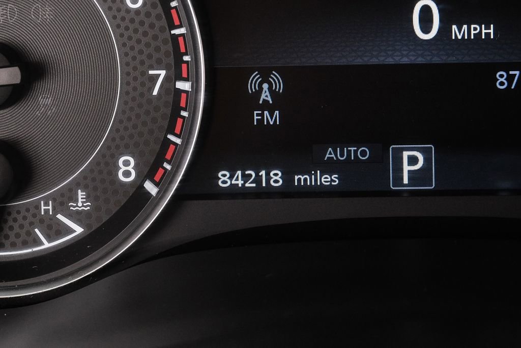 Used 2021 Nissan Armada SV AWD/4WD image 16