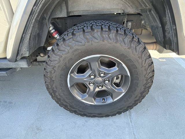 Used 2020 Jeep Gladiator Rubicon AWD/4WD image 7