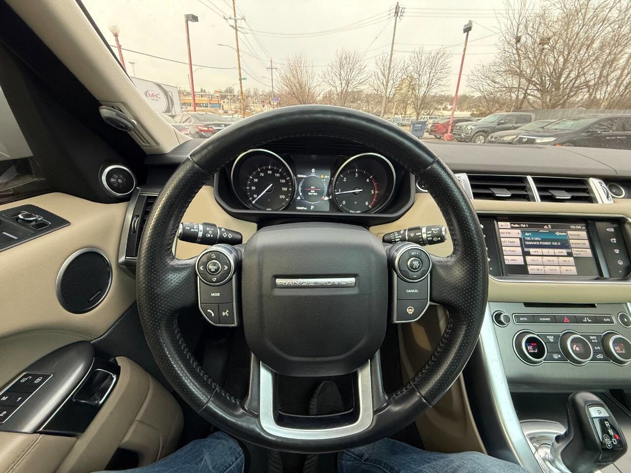 Used 2016 Land Rover Range Rover Sport SE image 12