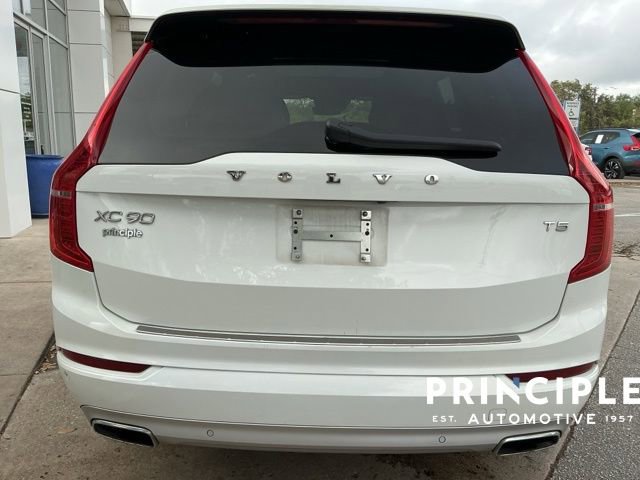 Used 2020 Volvo XC90 T5 Momentum w/ Protection Package Premier FWD image 9