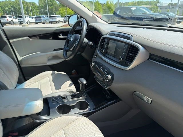 Used 2019 Kia Sorento SX w/ SX Touring Package FWD image 30