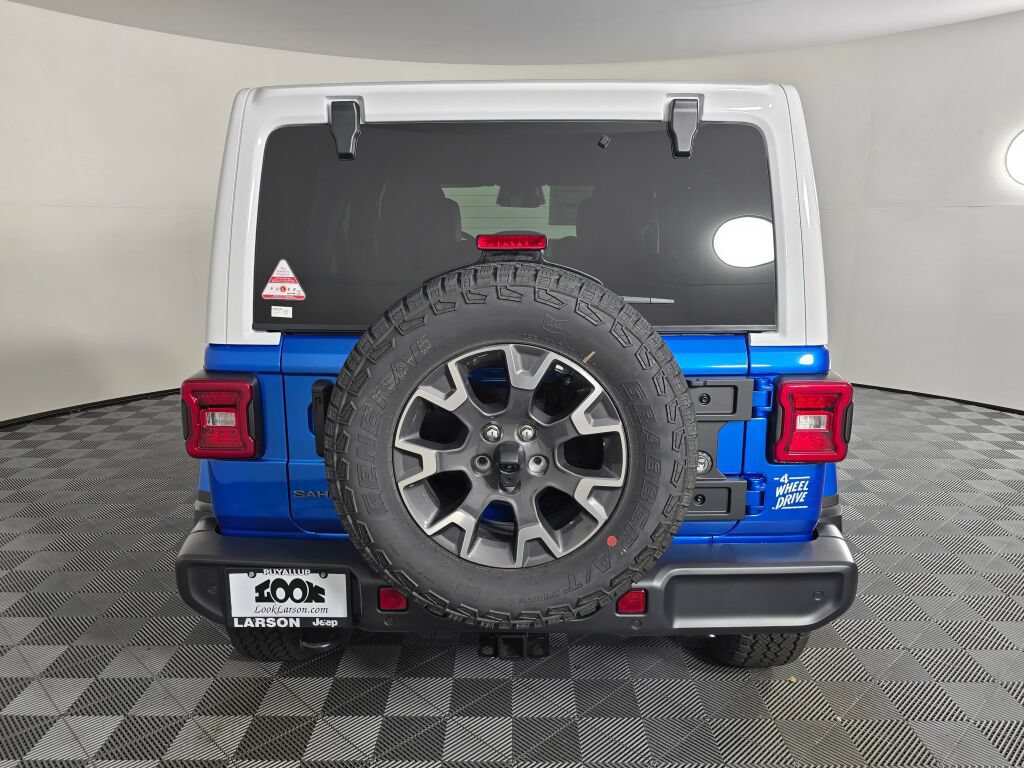 New 2026 Jeep Wrangler Unlimited Sahara w/ Whitecap Package AWD/4WD image 5