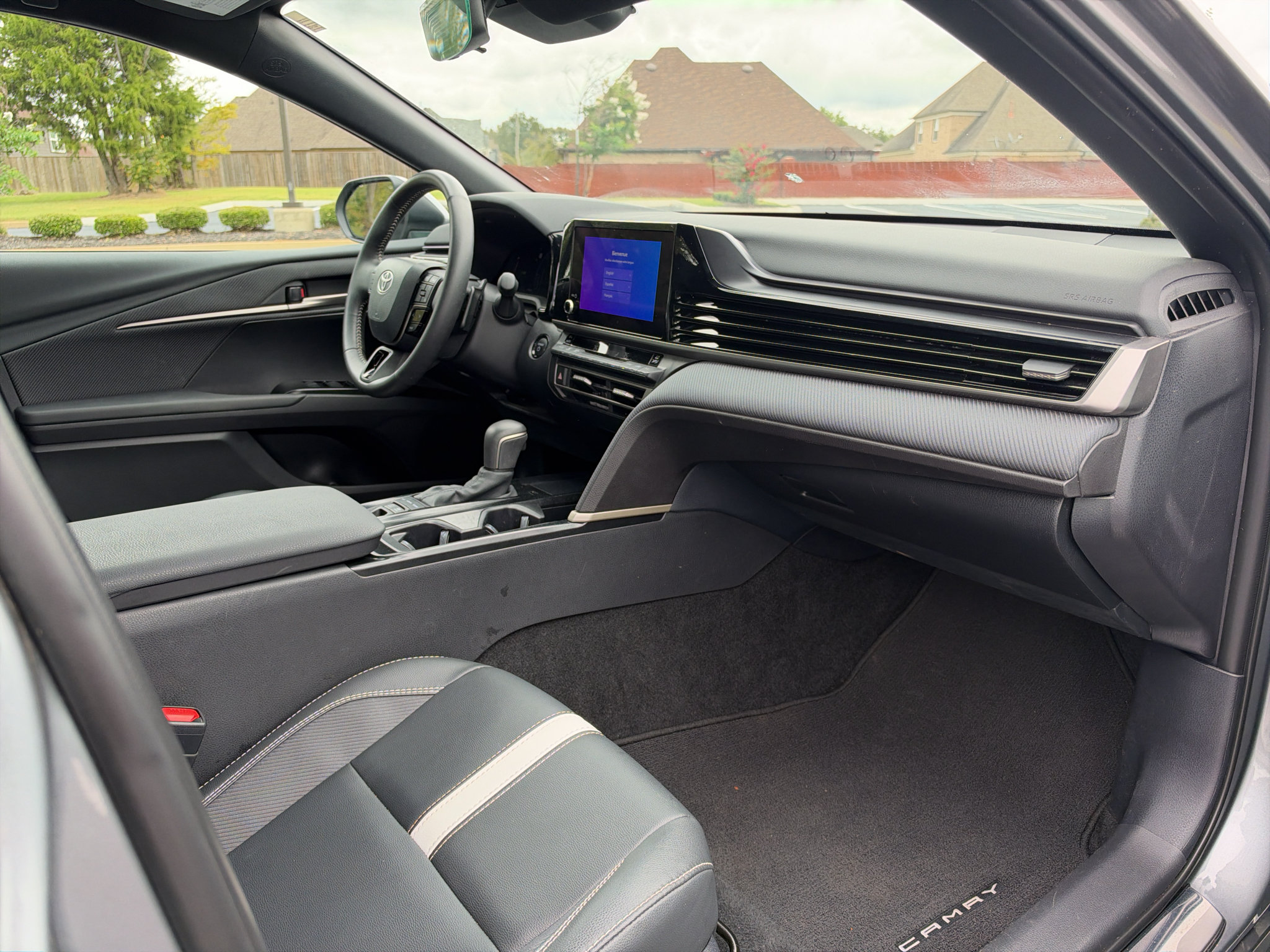 Used 2026 Toyota Camry SE FWD image 19