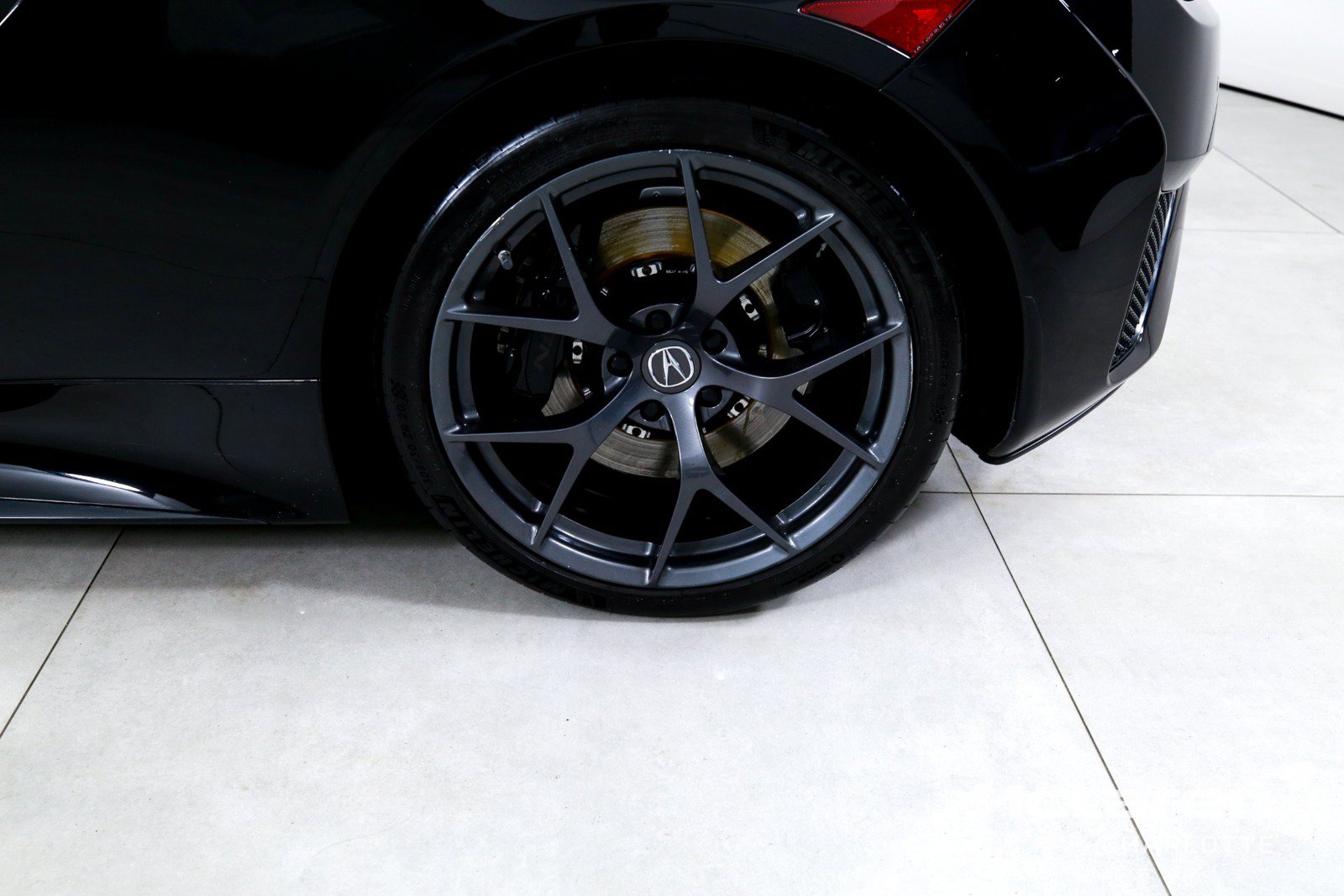 Used 2018 Acura NSX AWD/4WD image 27