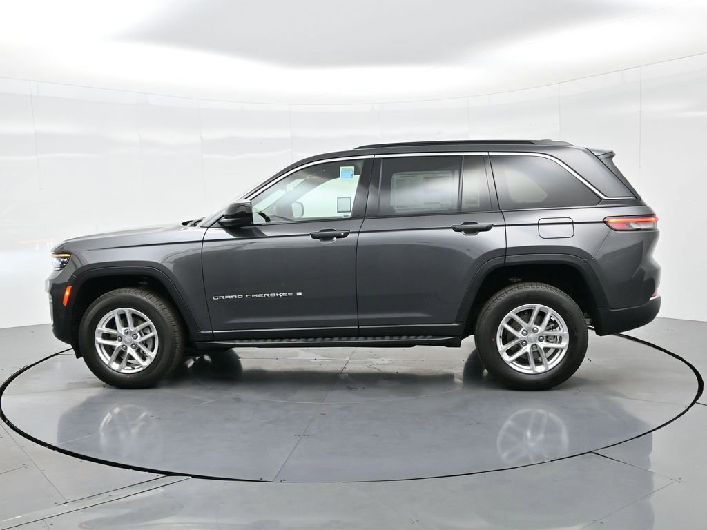 New 2025 Jeep Grand Cherokee Laredo X image 10