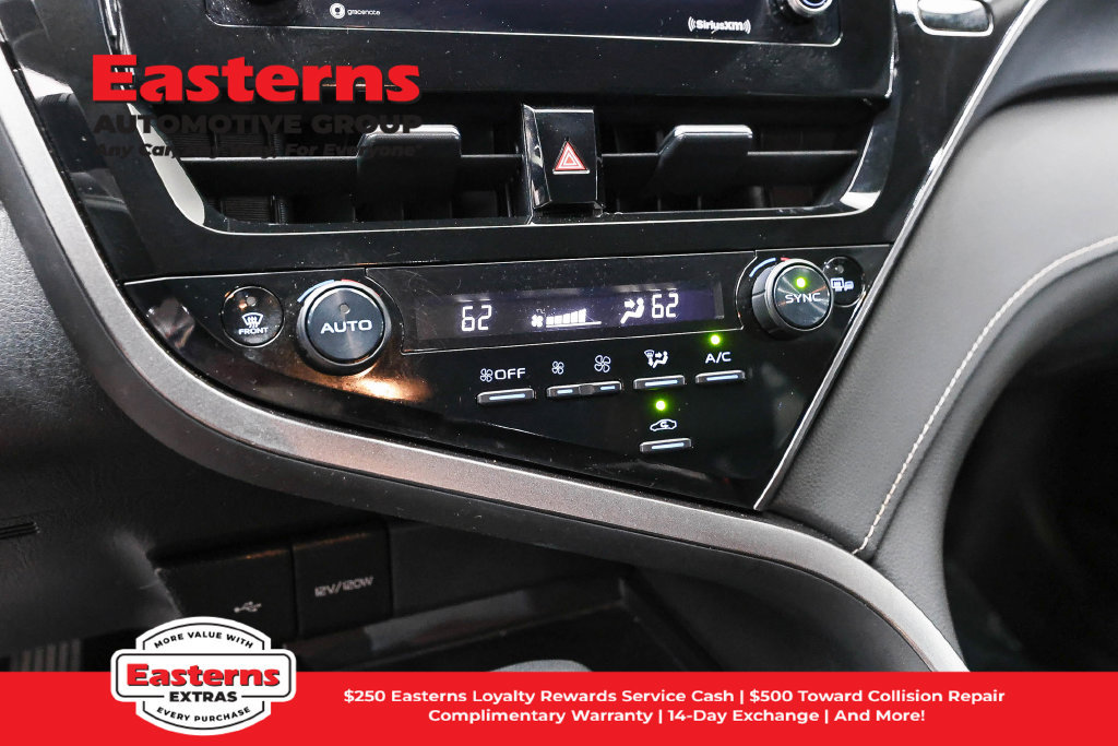 Used 2024 Toyota Camry SE FWD image 19