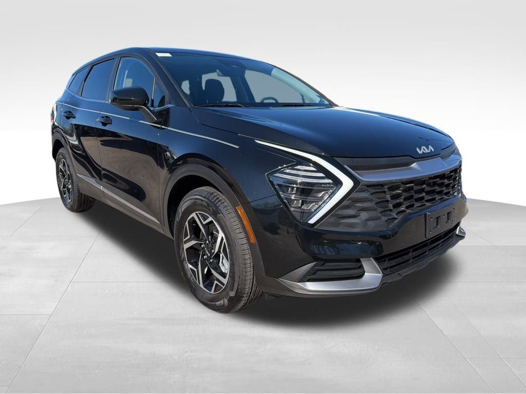Certified 2024 Kia Sportage LX image 9