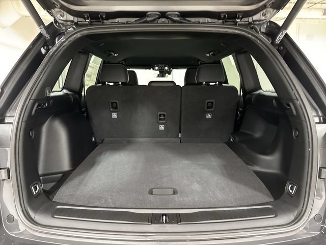 New 2026 Jeep Grand Cherokee Altitude AWD/4WD image 24