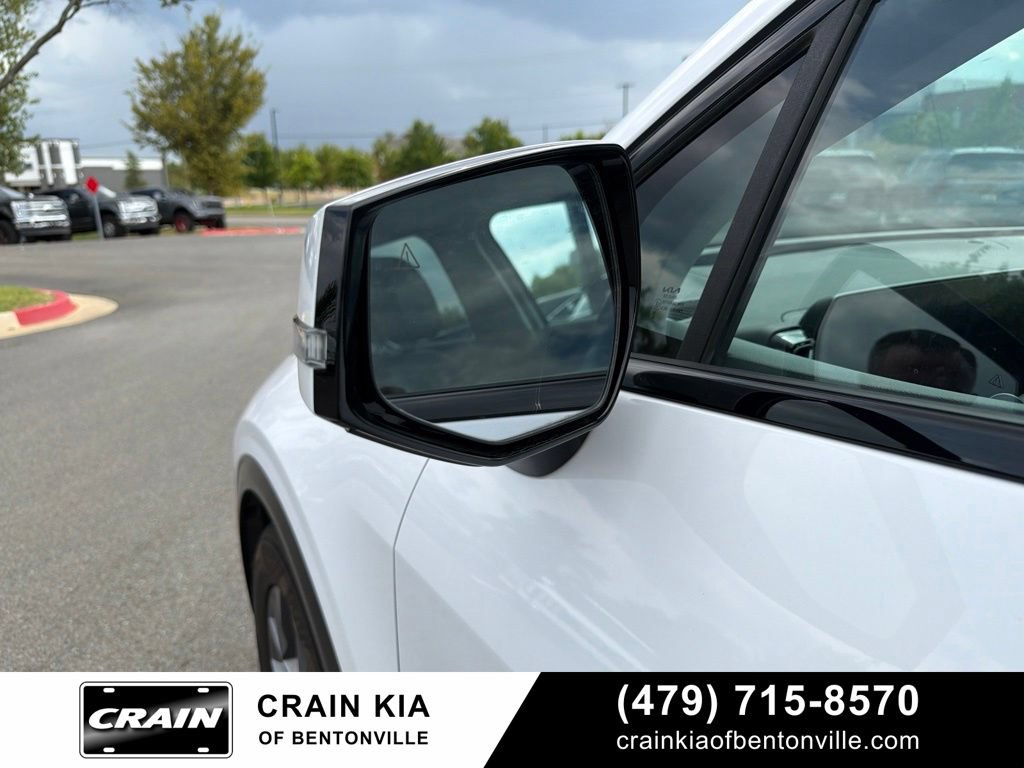 Certified 2025 Kia Sportage SX FWD image 7