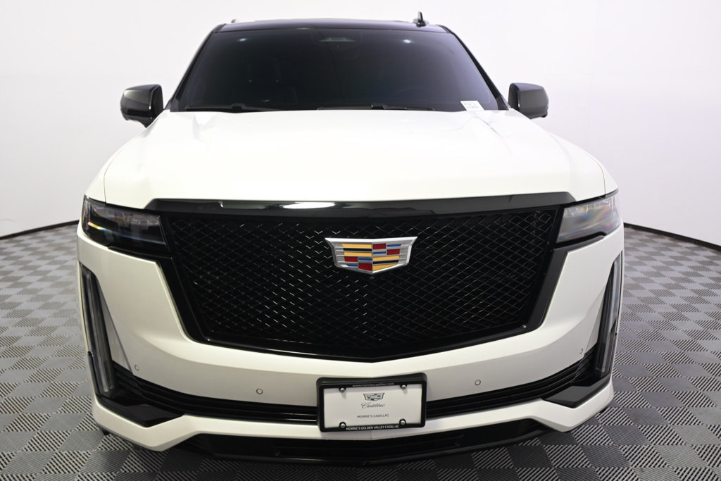 Used 2023 Cadillac Escalade Sport Platinum w/ Heavy-Duty Trailer Package AWD/4WD image 10