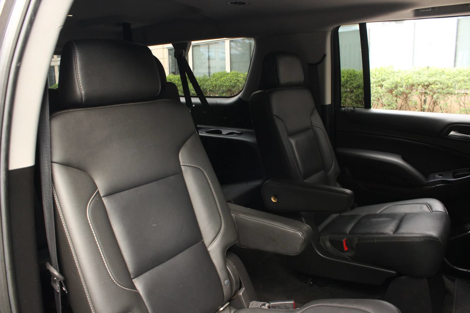 Used 2018 Chevrolet Suburban LT AWD/4WD image 23