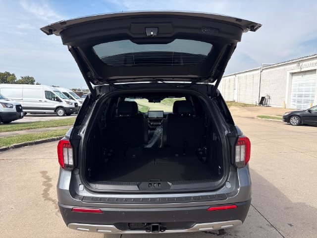 New 2027 Ford Explorer Active AWD/4WD image 13