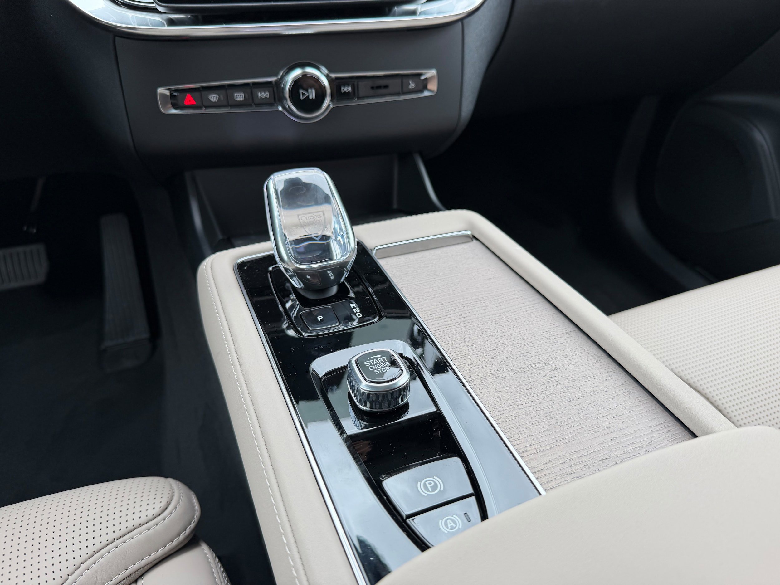 New 2026 Volvo XC90 B5 Ultra AWD/4WD image 13