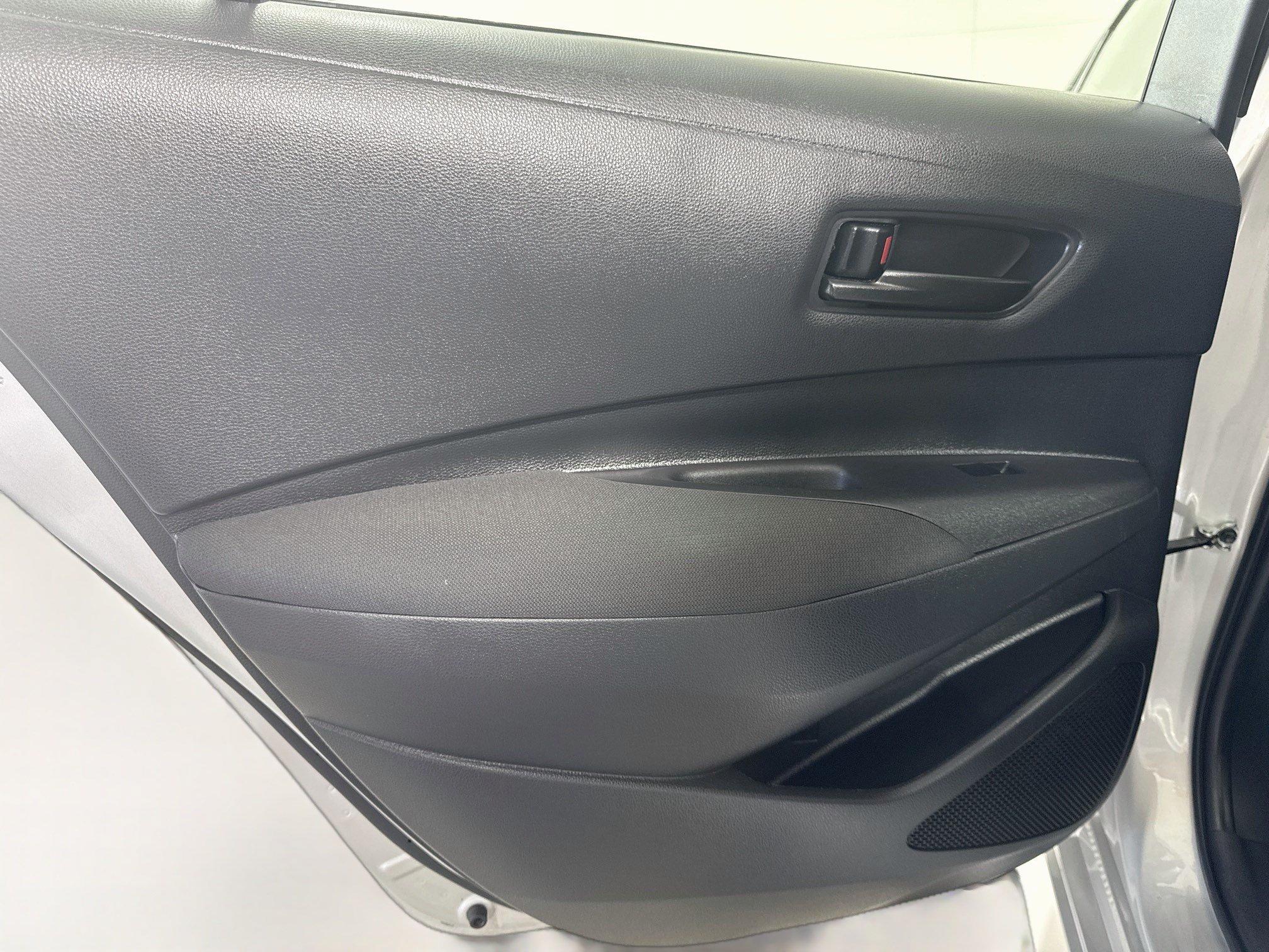 Used 2024 Toyota Corolla LE FWD image 25
