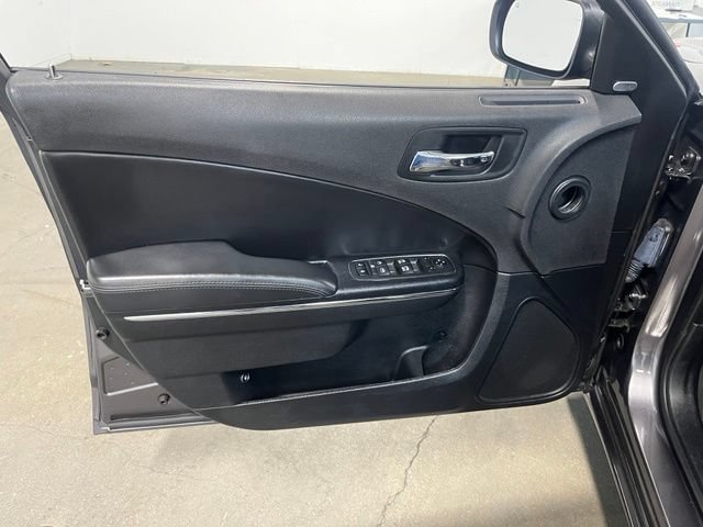 Used 2014 Dodge Charger SXT RWD image 24