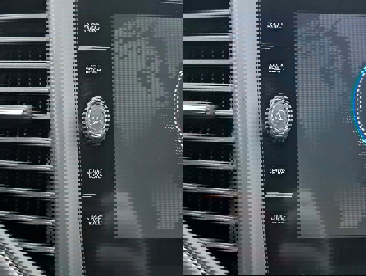 Used 2021 Volkswagen Atlas SE image 16