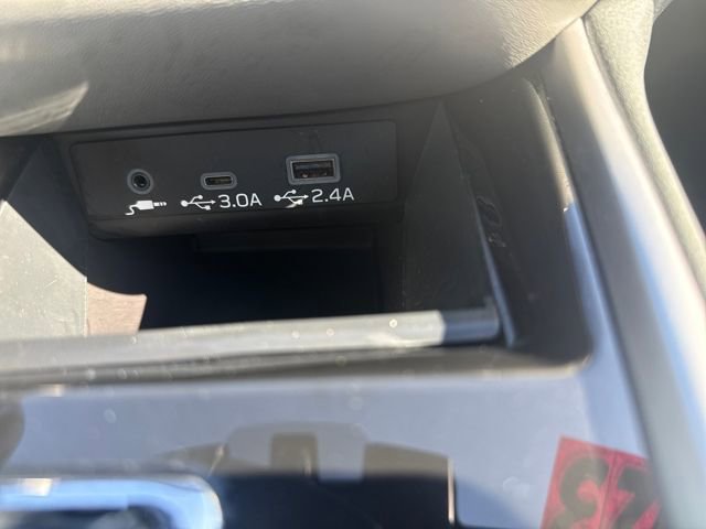 Used 2023 Subaru Outback Onyx Edition image 31