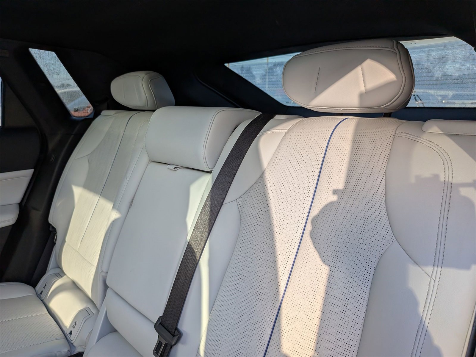 Used 2024 Cadillac Lyriq Luxury w/ LPO, Floor Liner Package image 30