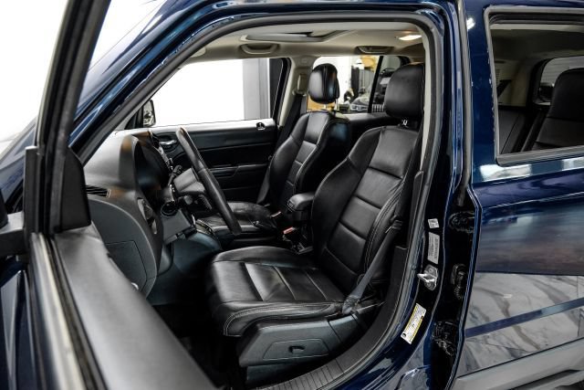 Used 2016 Jeep Patriot High Altitude AWD/4WD image 26