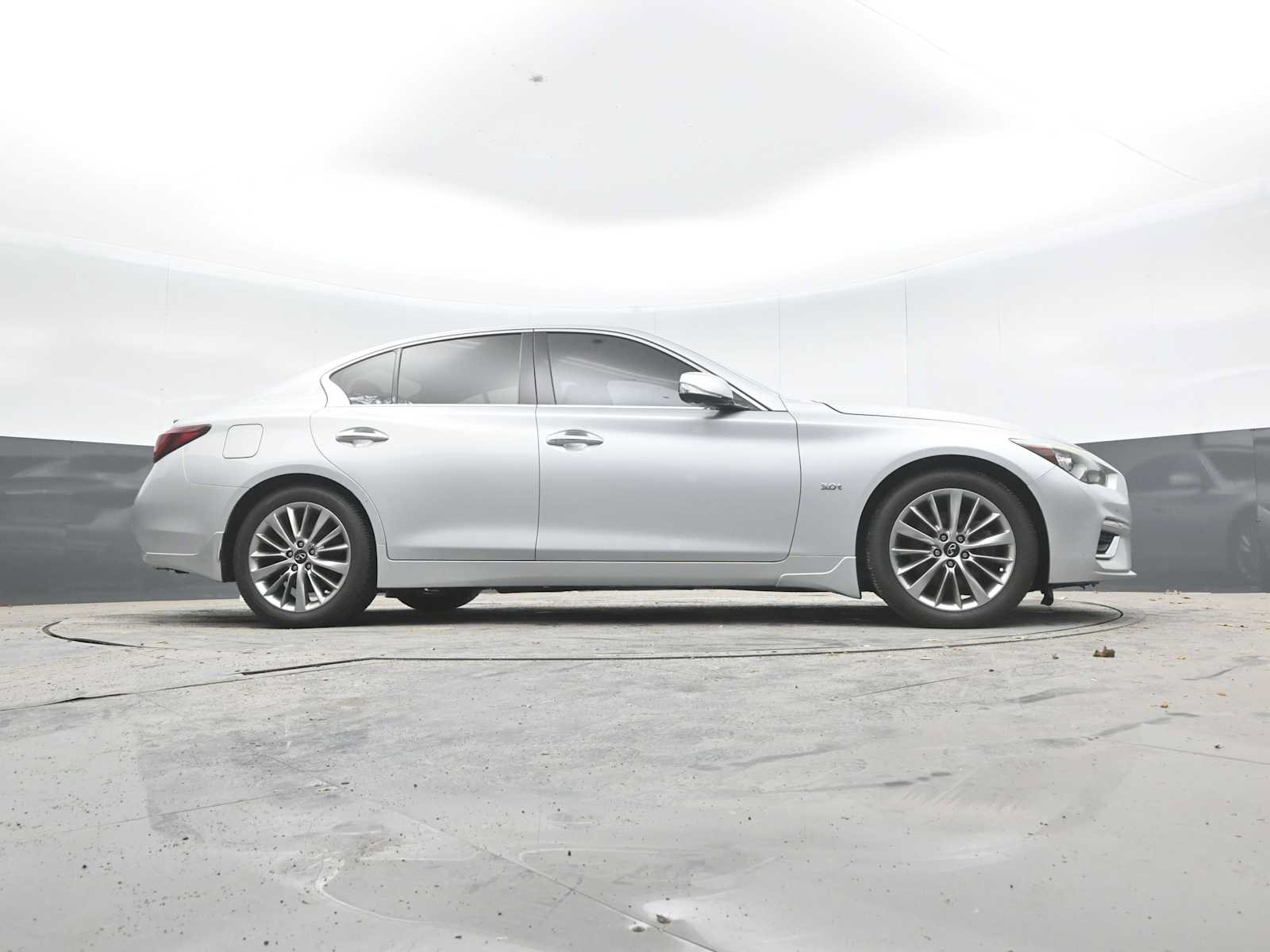Used 2020 INFINITI Q50 Luxe w/ Essential Package (3.0T Luxe) AWD/4WD image 30