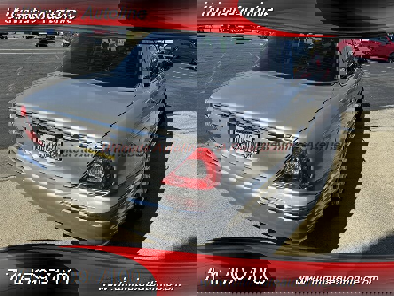 Used 2004 Jaguar XJ8 image 4