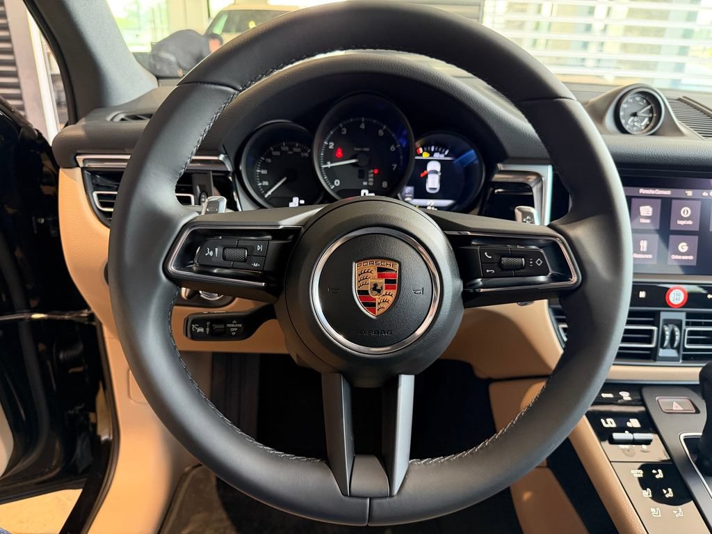 New 2026 Porsche Macan AWD/4WD image 13