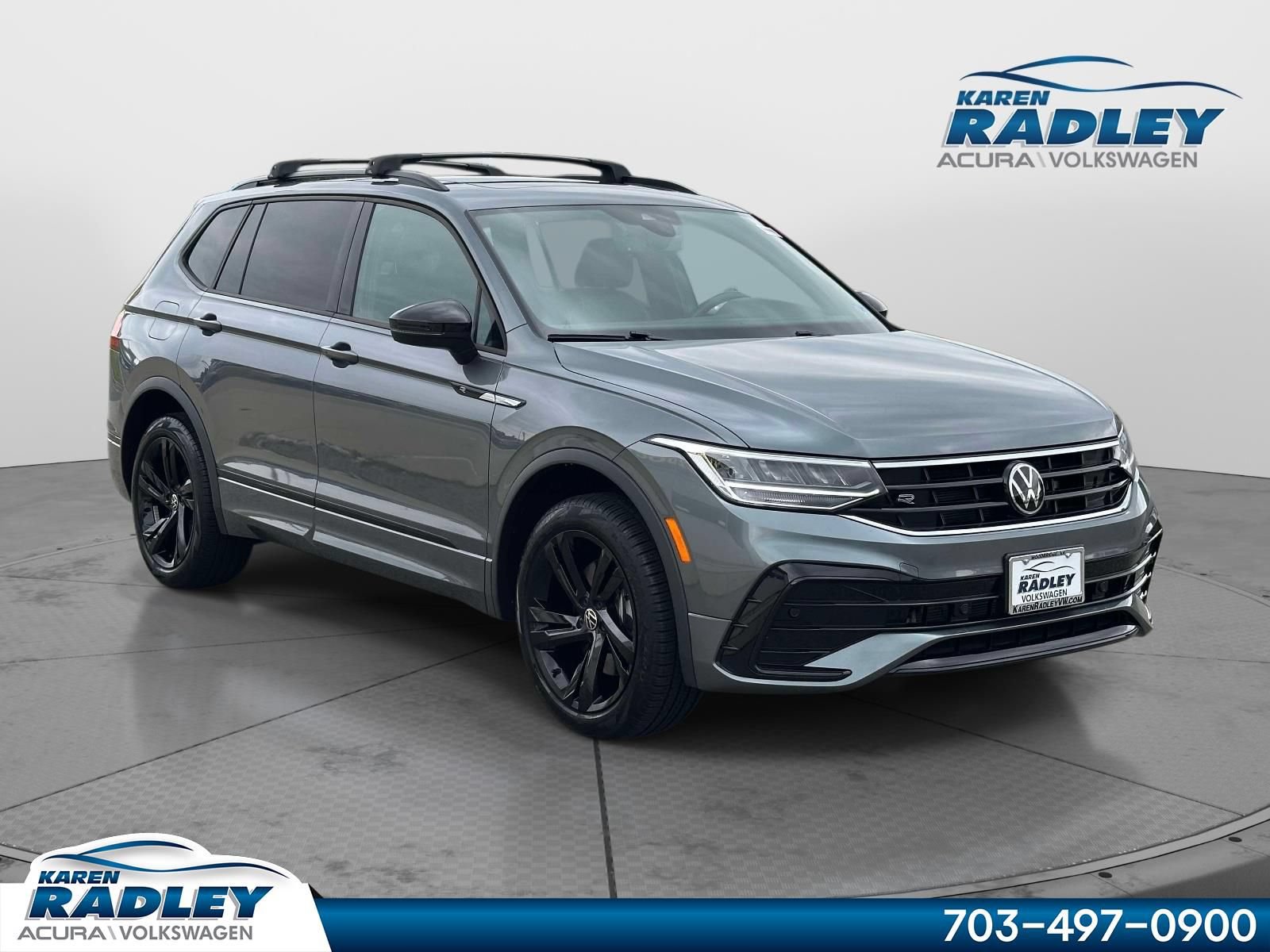 Certified 2024 Volkswagen Tiguan SE R-Line