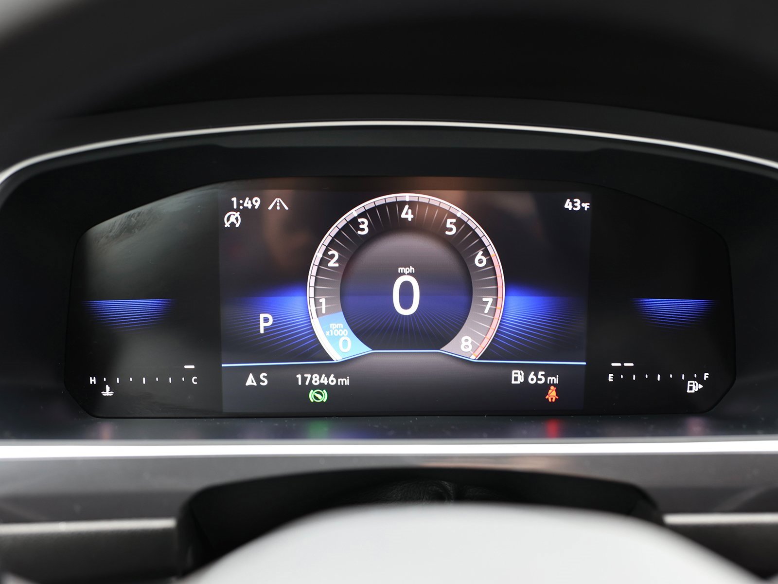 Used 2024 Volkswagen Tiguan SE R-Line image 41