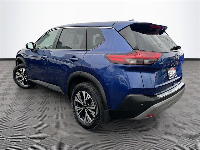 Used 2023 Nissan Rogue SV image 5