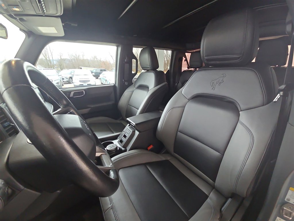 Used 2021 Ford Bronco Black Diamond image 18